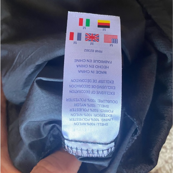 NWOT BOYS SIZE Medium CHAMPION Black and Turquoise Windbreaker Hoodie jacket . - Picture 11 of 13